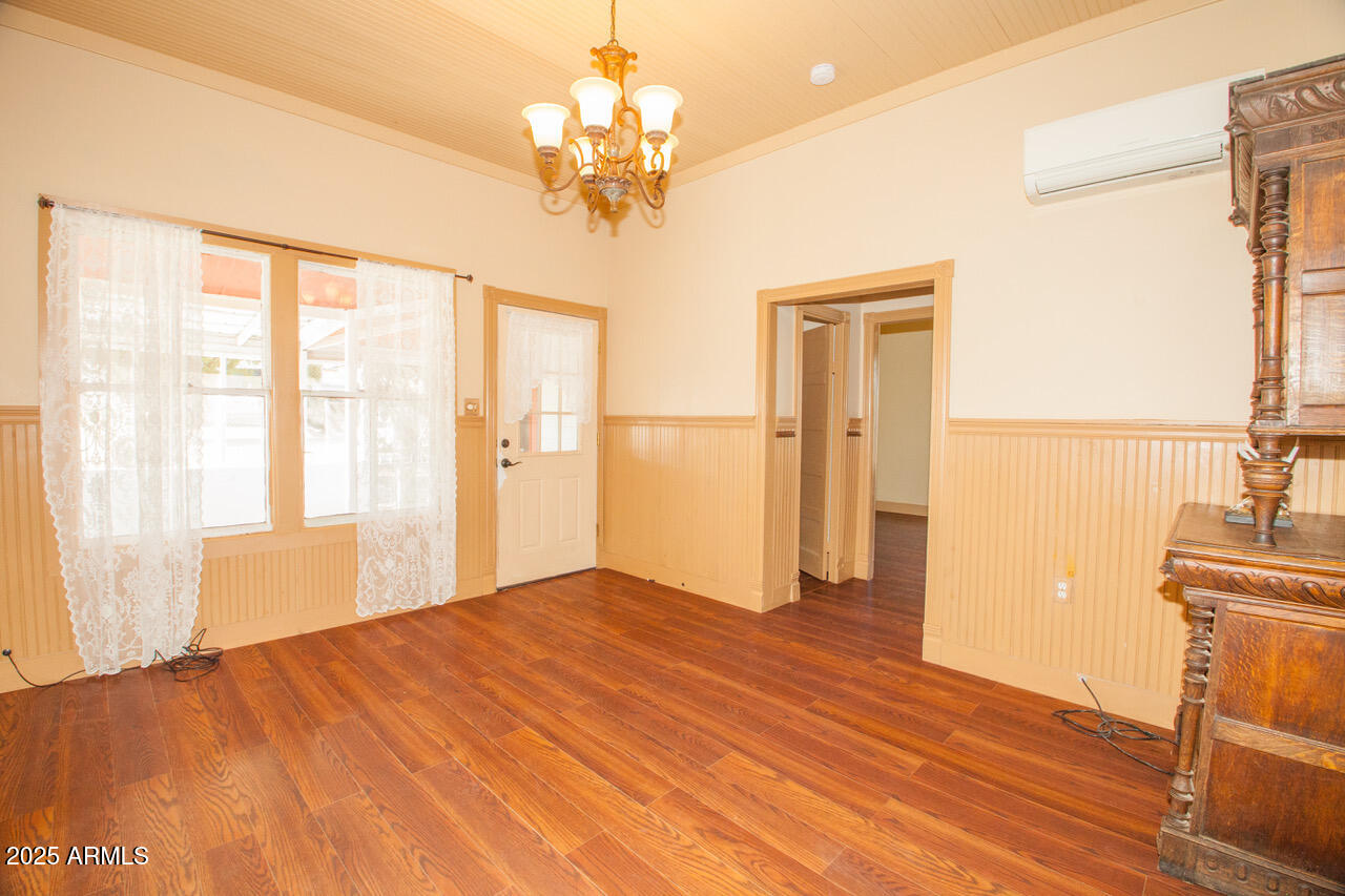 Homes for Sale in Queen Creek Arizona 3 922 E SAFFORD Street