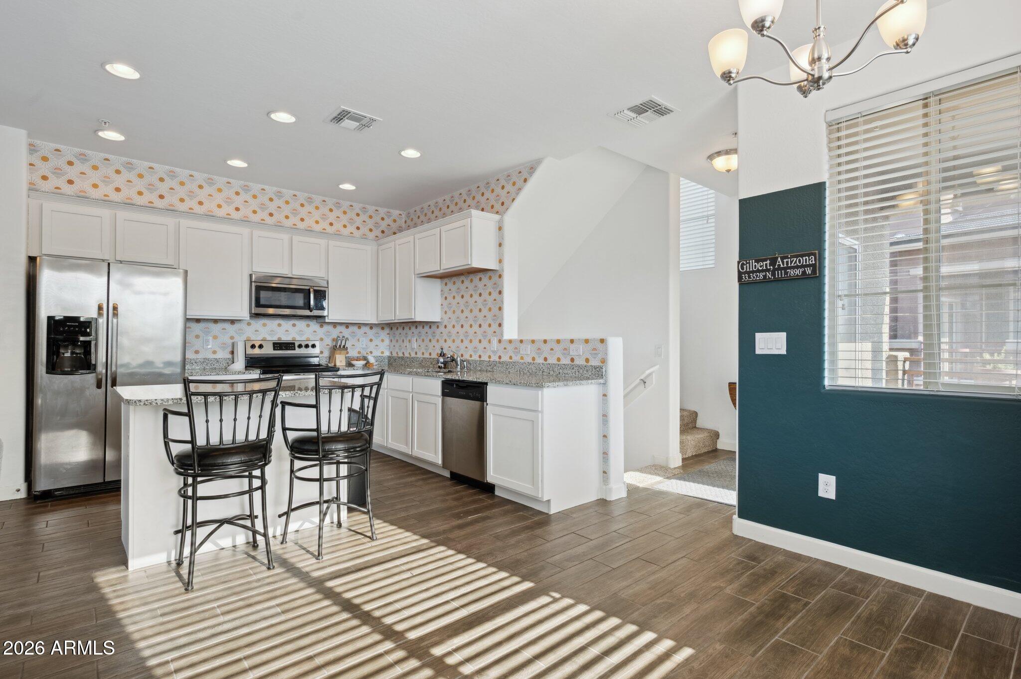 240 W JUNIPER Avenue 1154