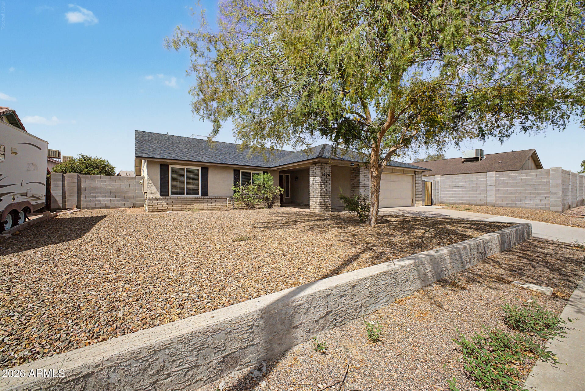 1632 N BULLMOOSE Drive