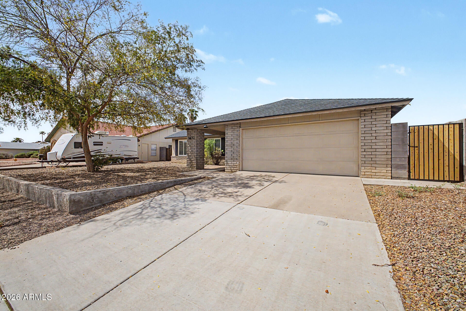 1632 N BULLMOOSE Drive