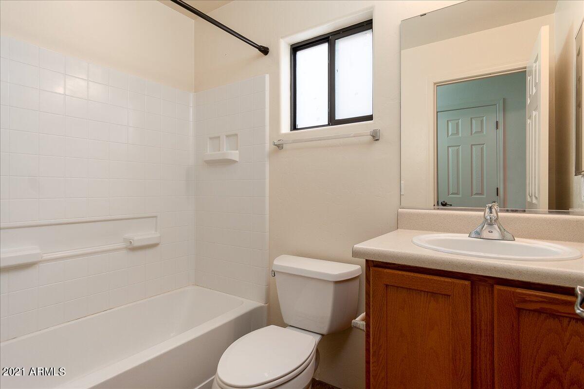 LEGENDS AT VALIENTE UNIT 2 - Residential