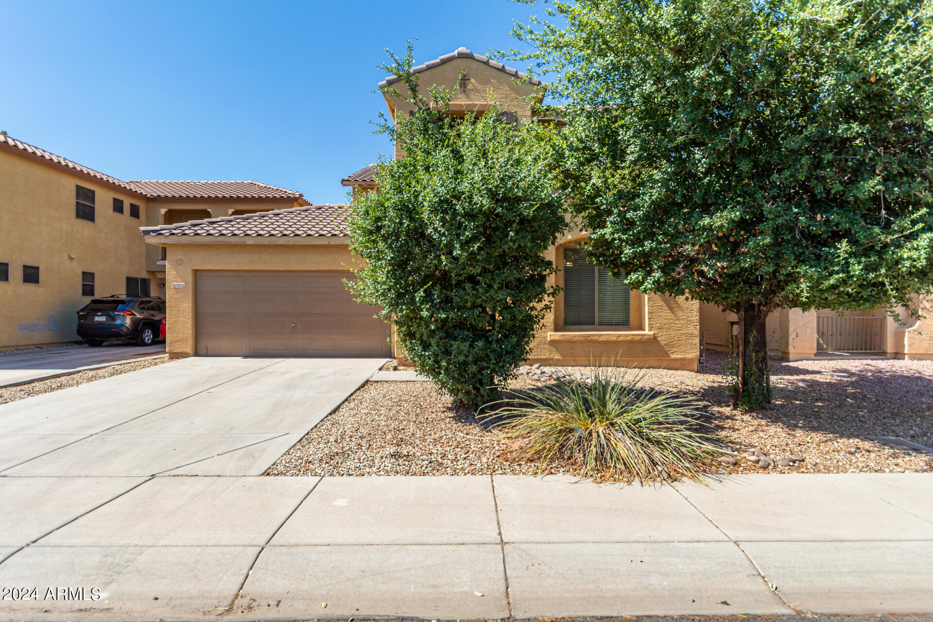 View Tolleson, AZ 85353 house