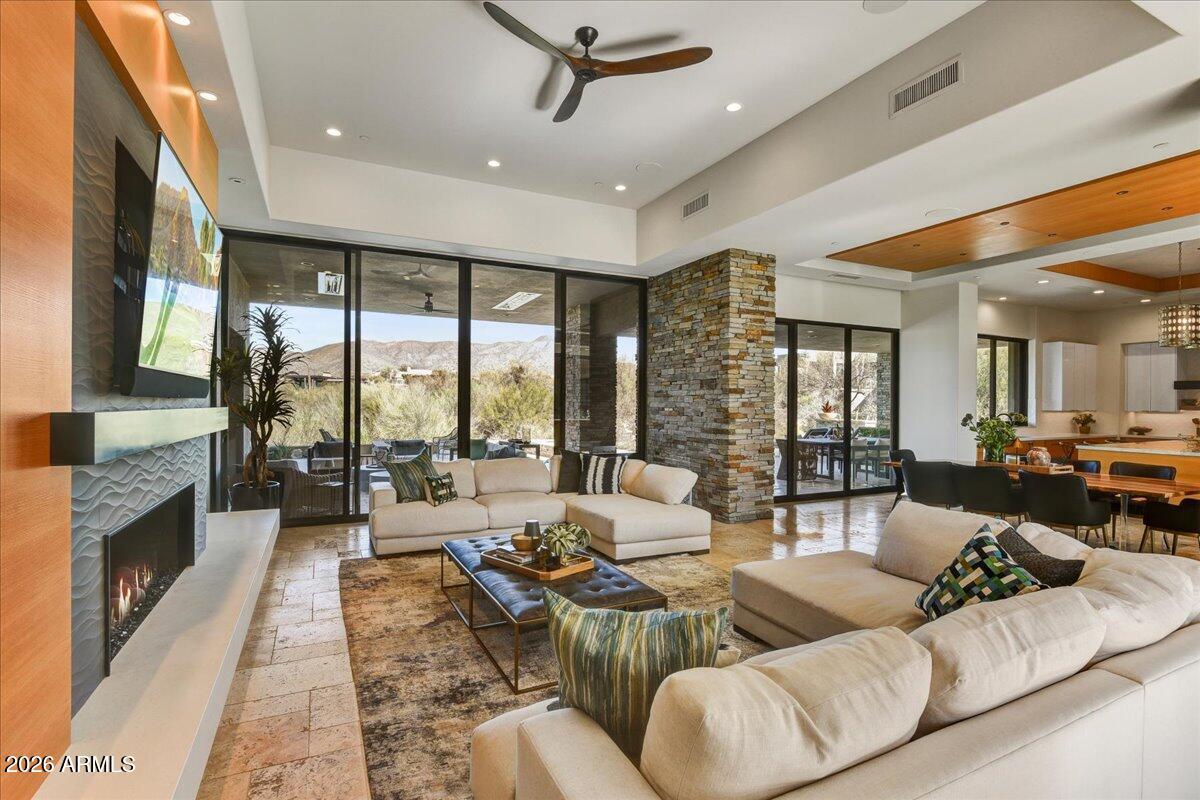 10332 E Filaree Lane