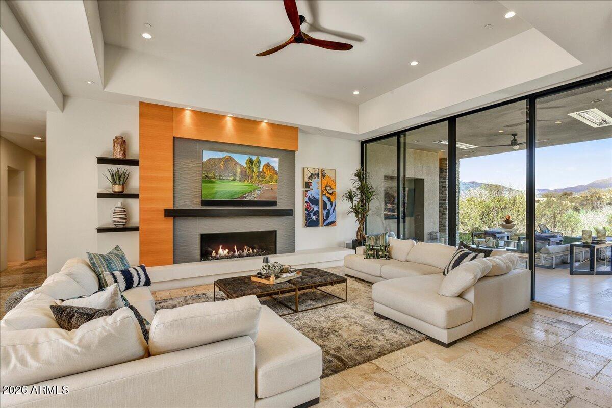 10332 E Filaree Lane