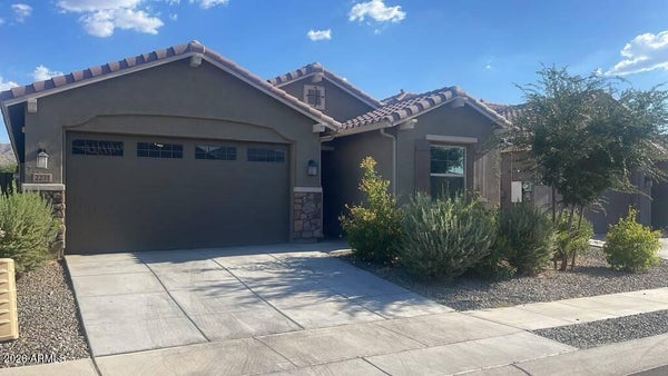 2231 W PARK ST, PHOENIX, AZ 85041 - Image 0c9ccd3c1bcf081dad65b51cf9145a25/1069649058