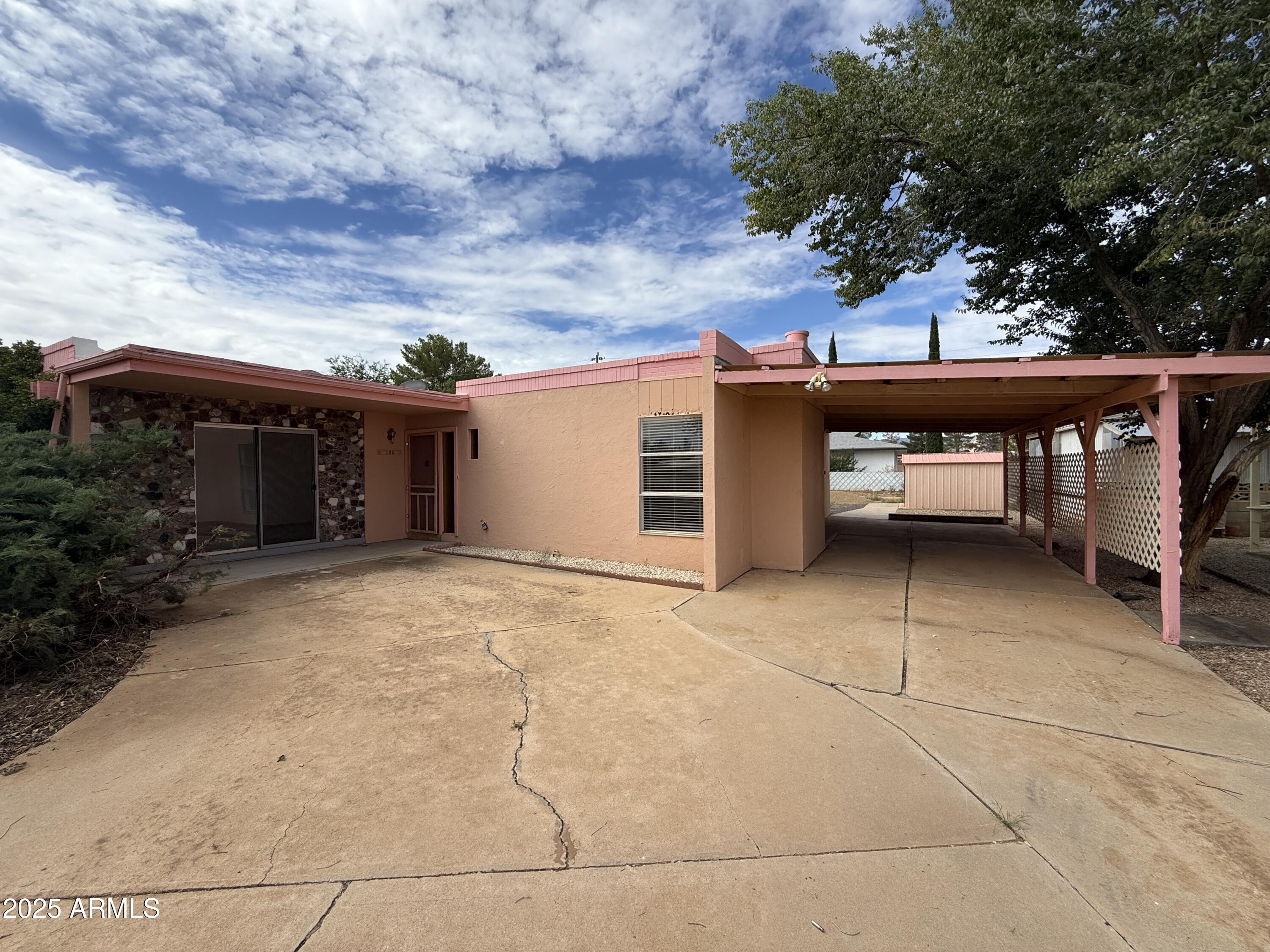 325 N FLYNN JANS Court