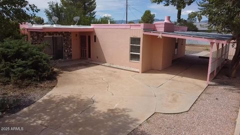 325 N FLYNN JANS Court Pearce AZ 85625