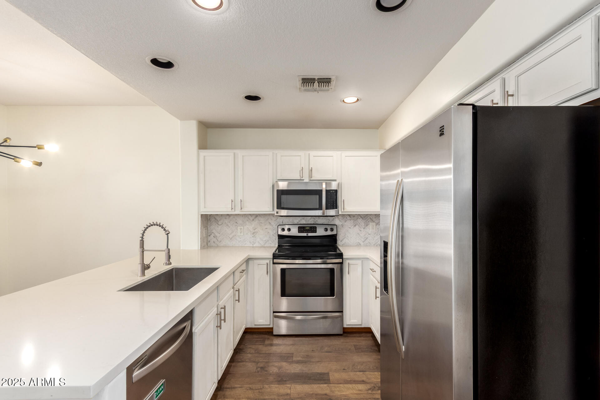 1886 E Don Carlos Avenue 147