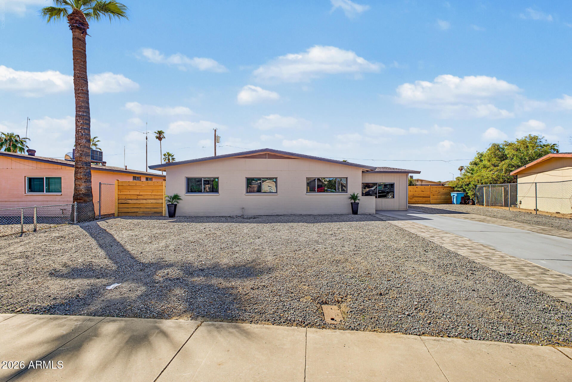 3230 W CORTEZ Avenue