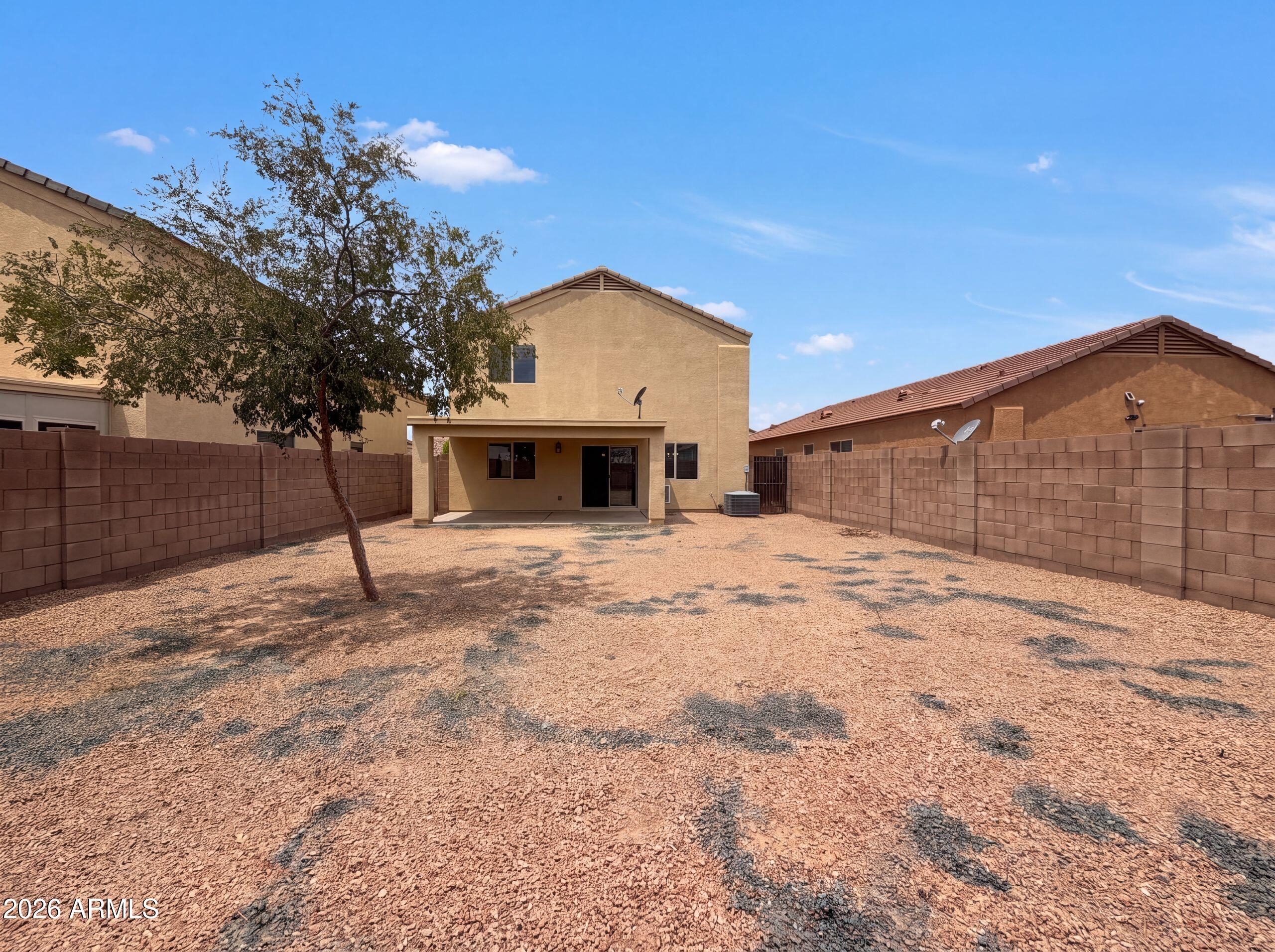 28539 N MOONSTONE Way