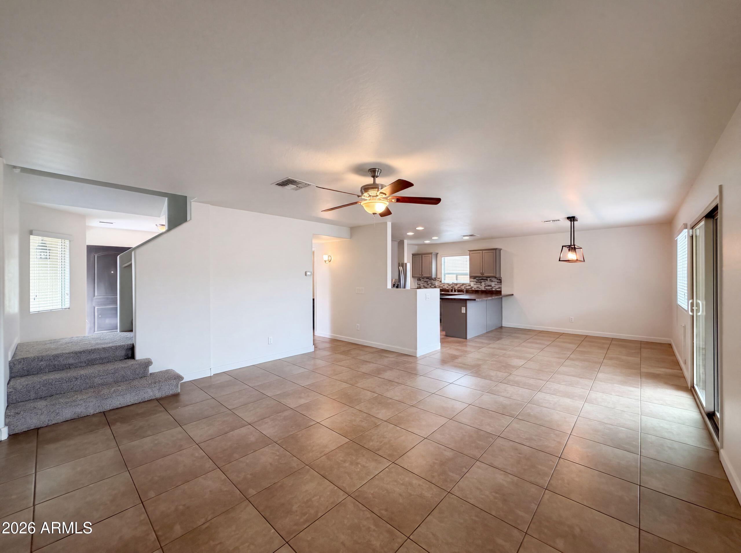 28539 N MOONSTONE Way
