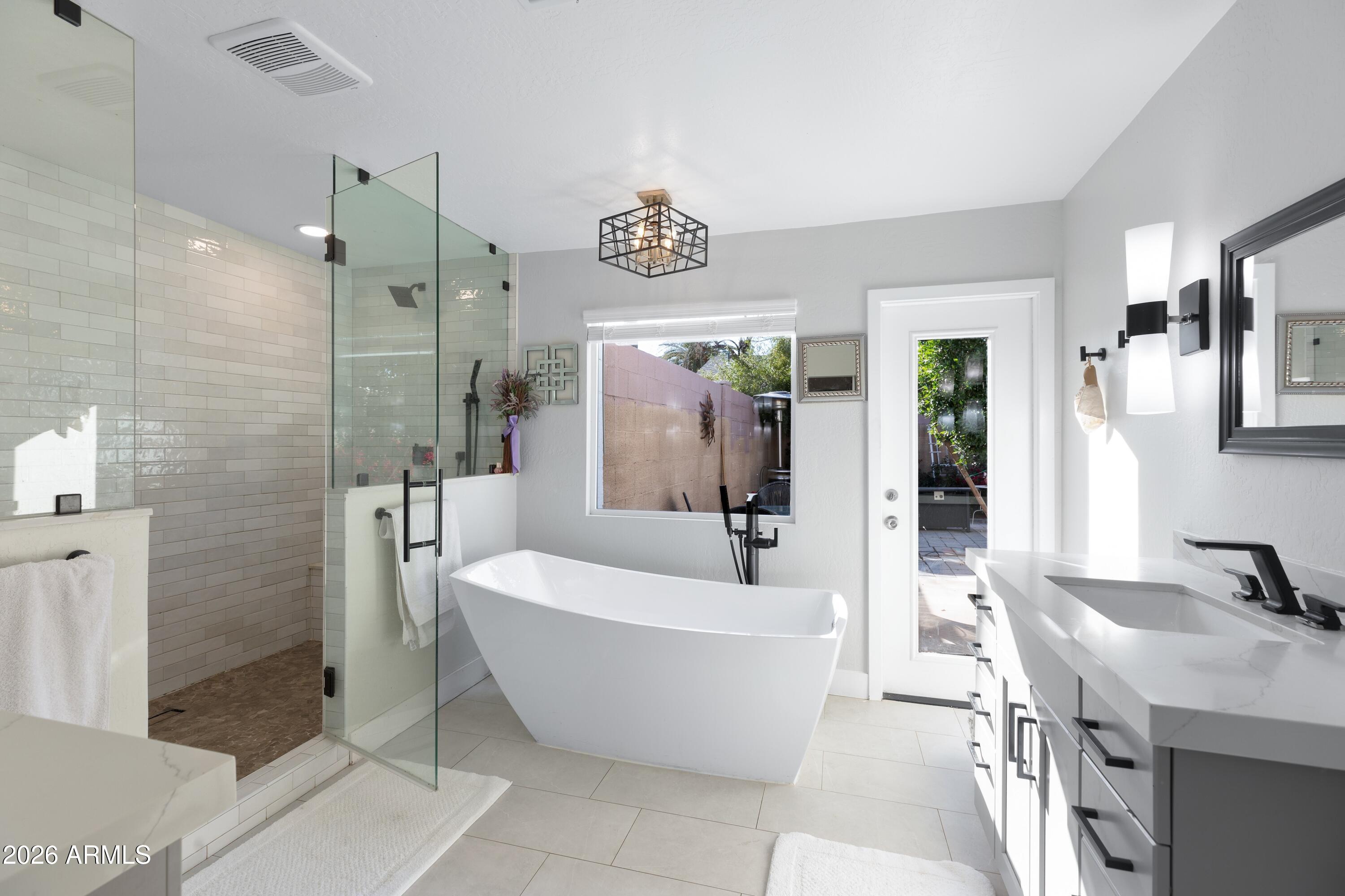 Scottsdale, Arizona, 85254, United States, 4 Bedrooms Bedrooms, ,2 BathroomsBathrooms,Residential,Active,2026768