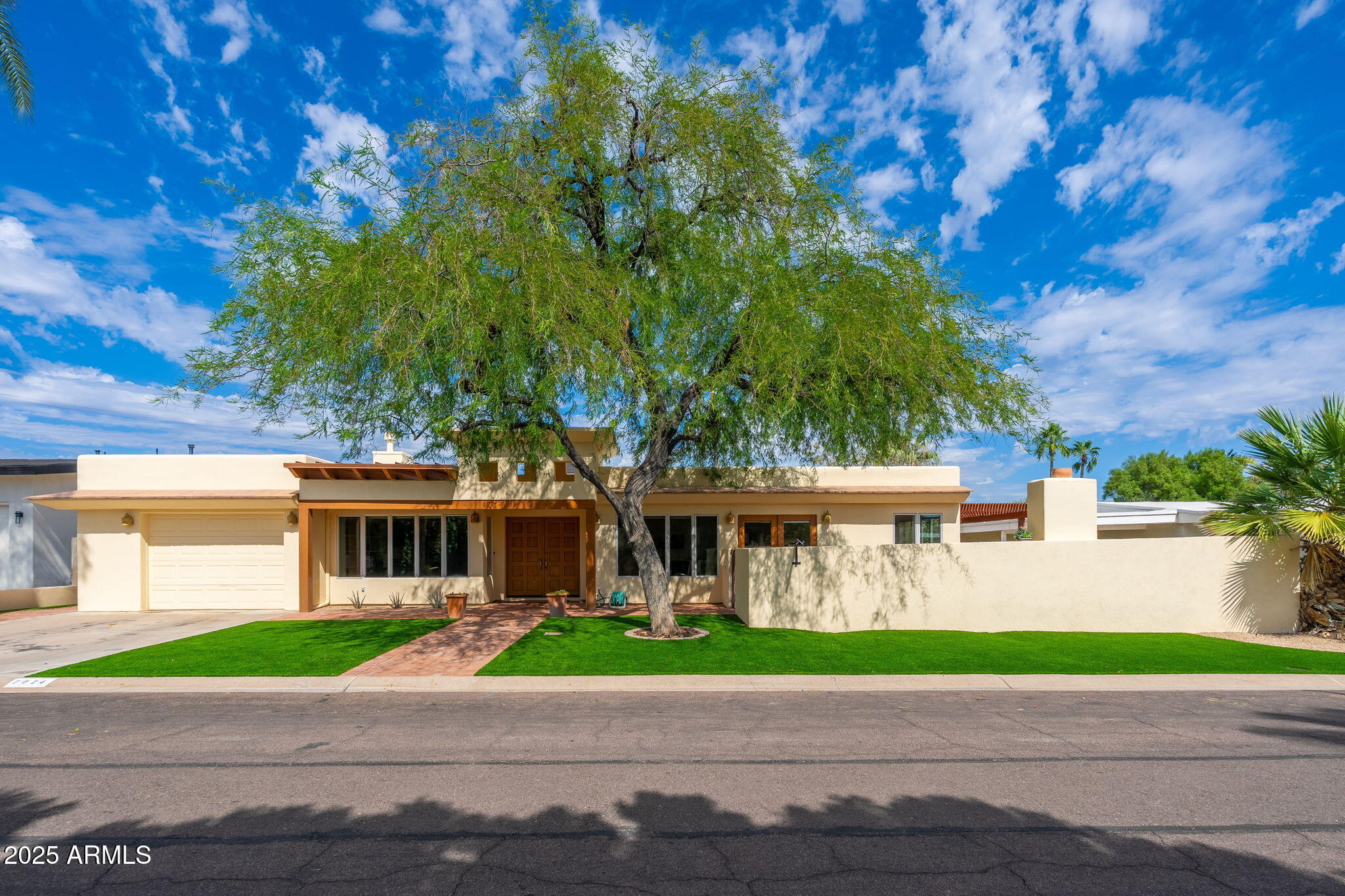 7024 E ORANGE BLOSSOM Lane
