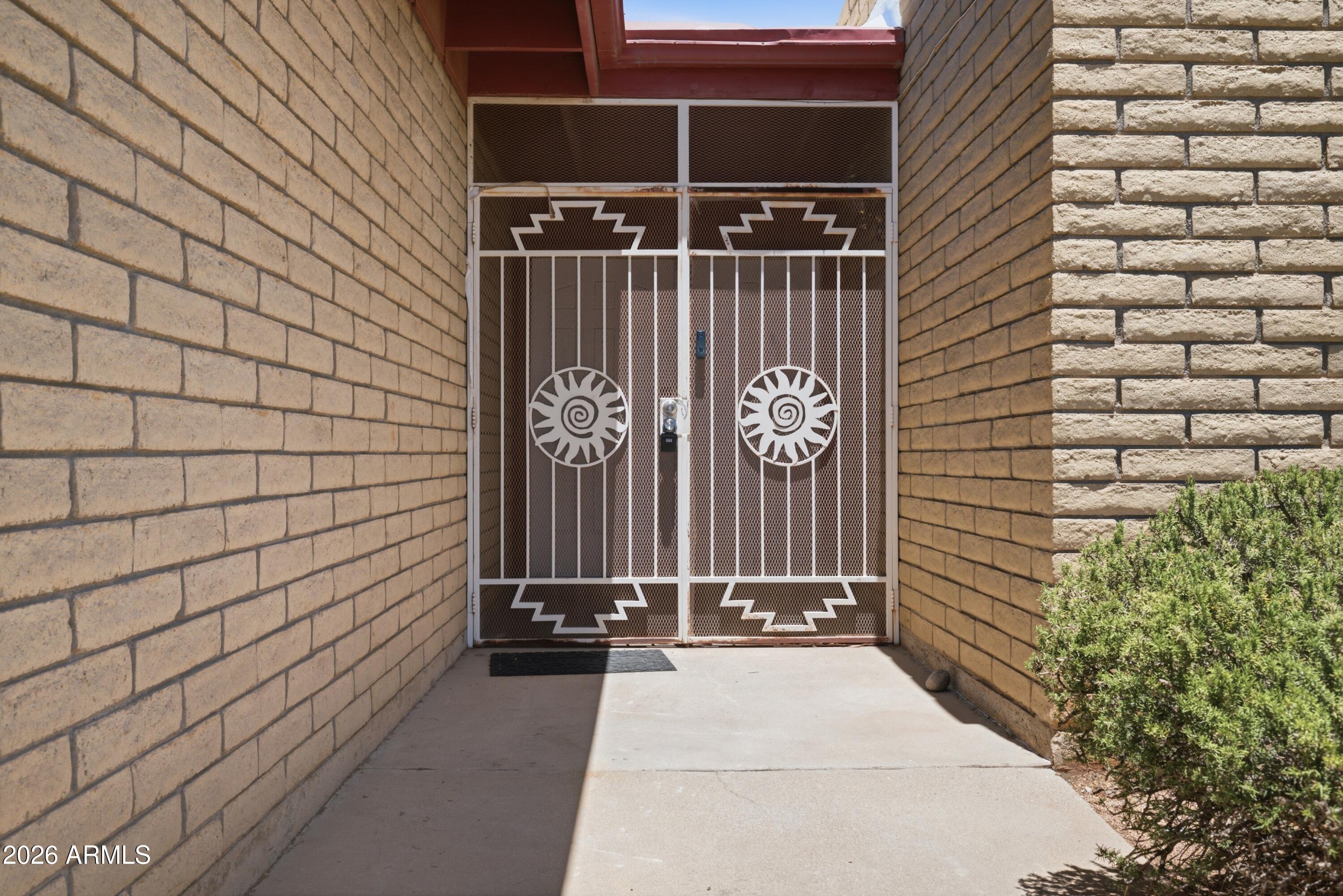 965 CHARLES Drive