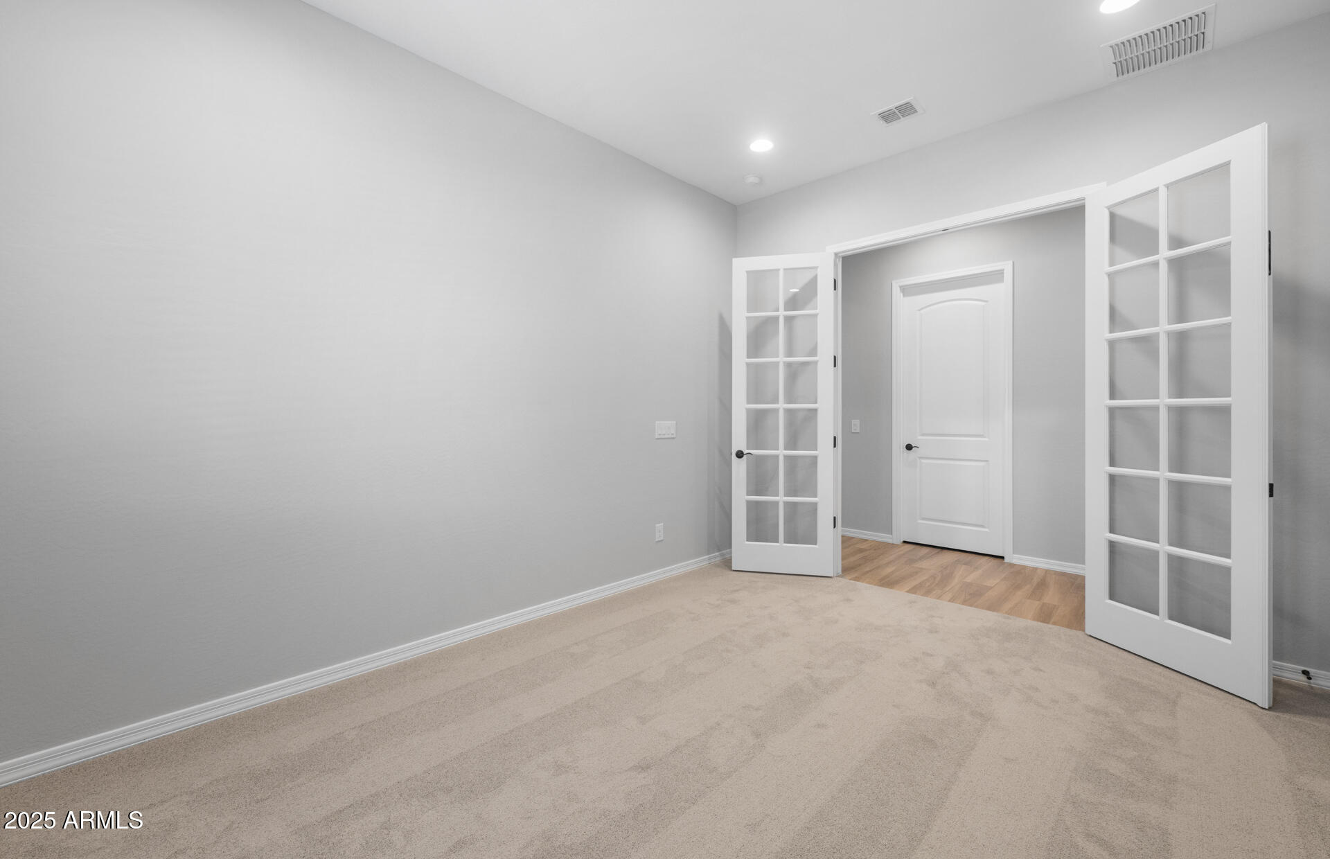 7820 W Mockingbird Way