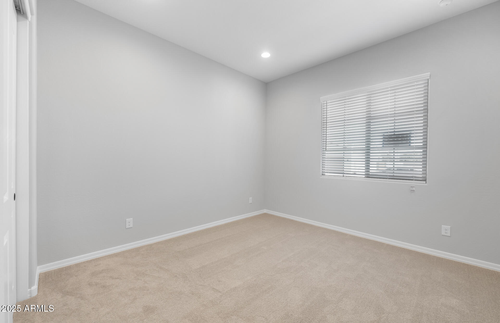 7820 W Mockingbird Way