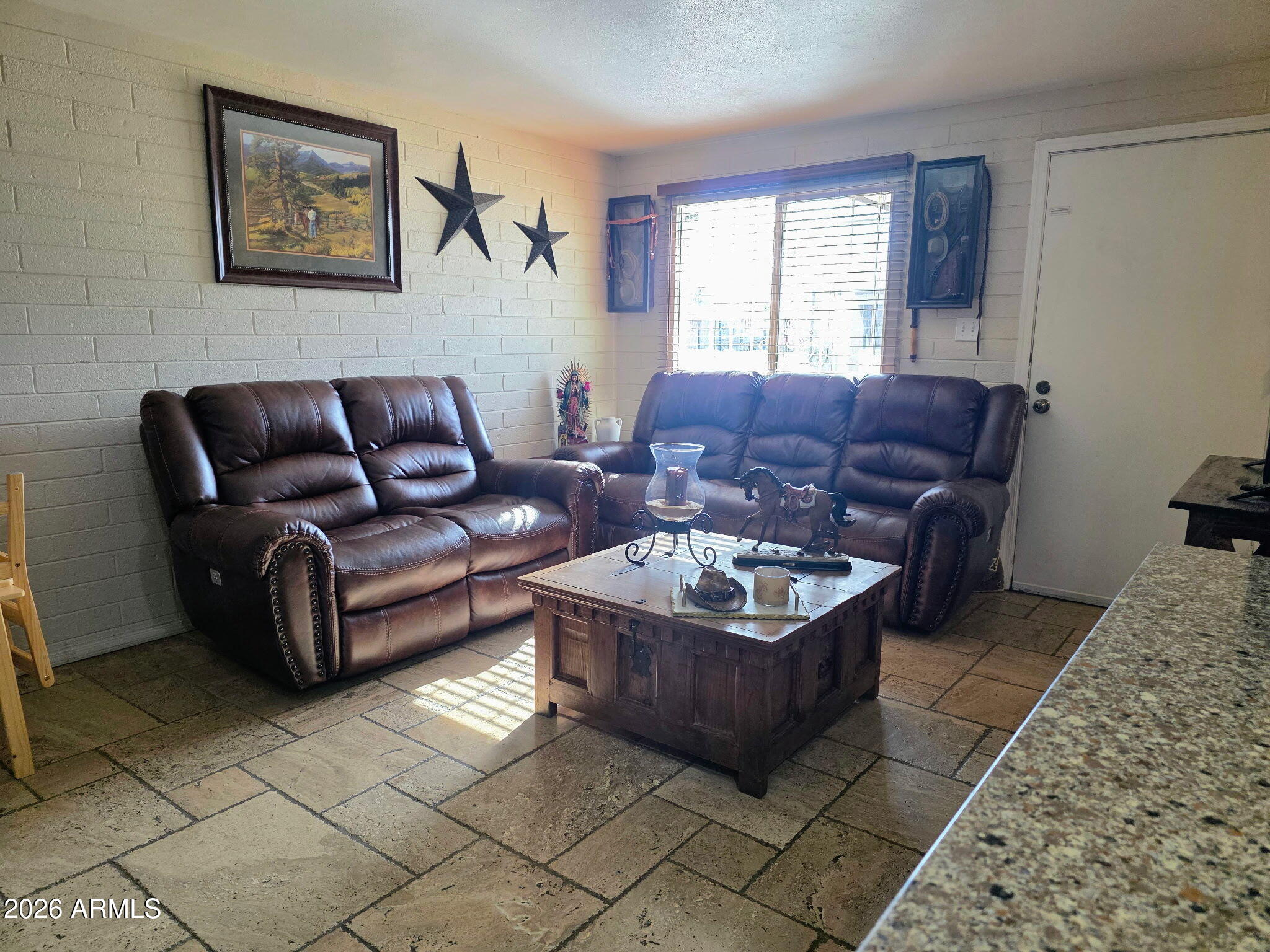 7123 W HAZELWOOD Street