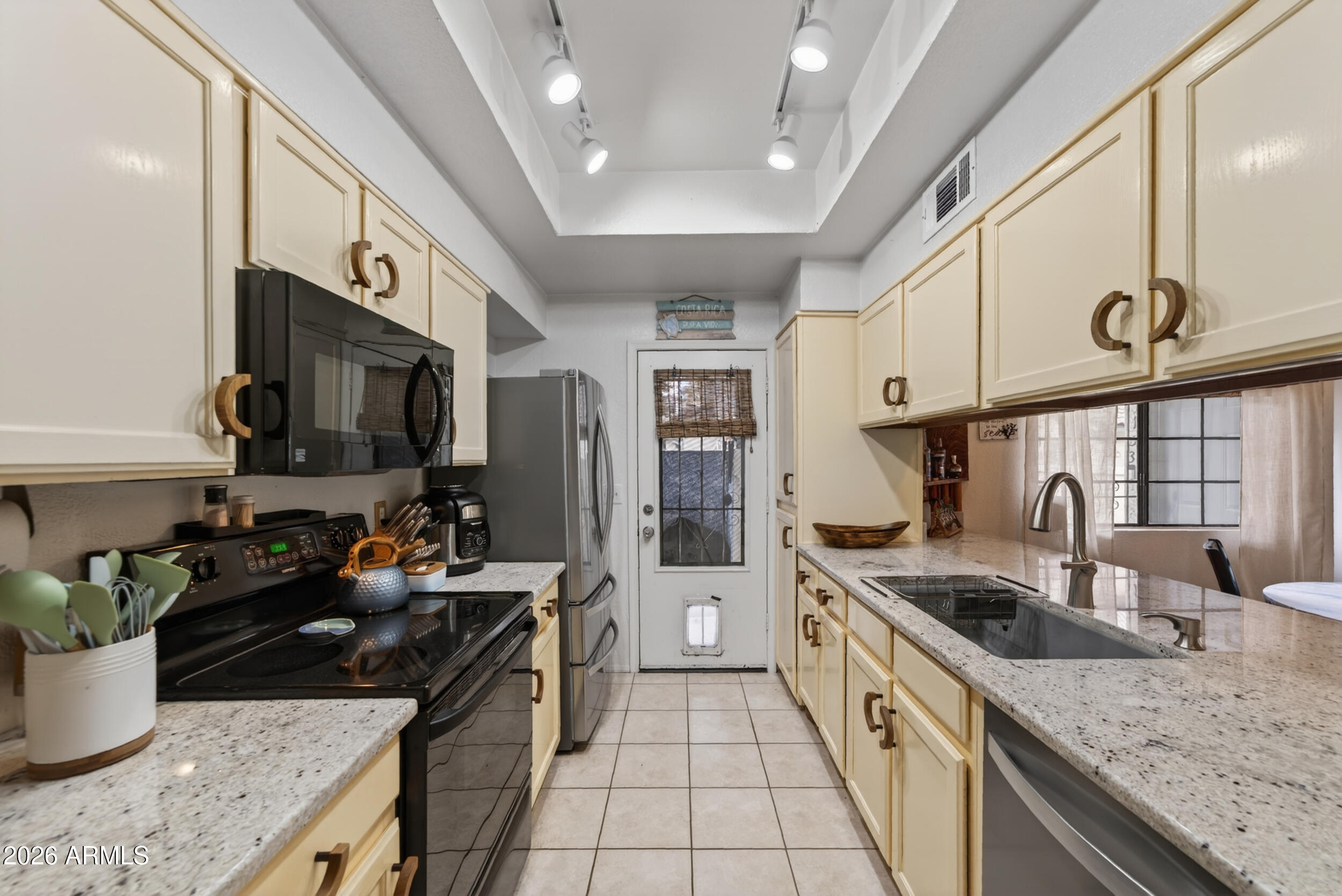 1222 W BASELINE Road 153