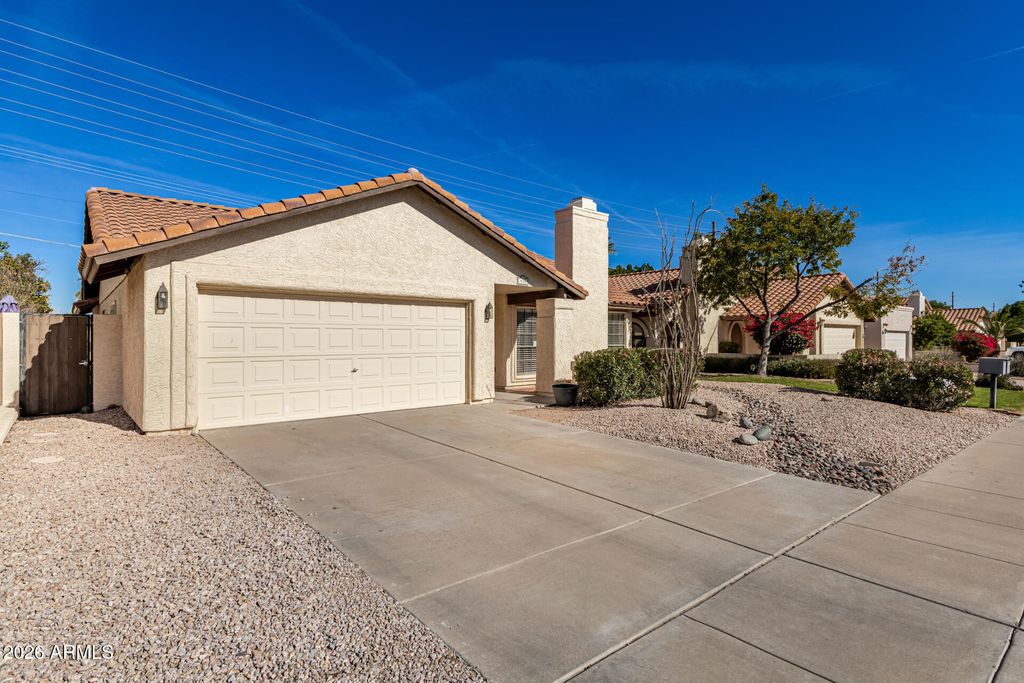 Photo of 436 E Bluebell Lane, Tempe, AZ 85288 (MLS # 6969706)