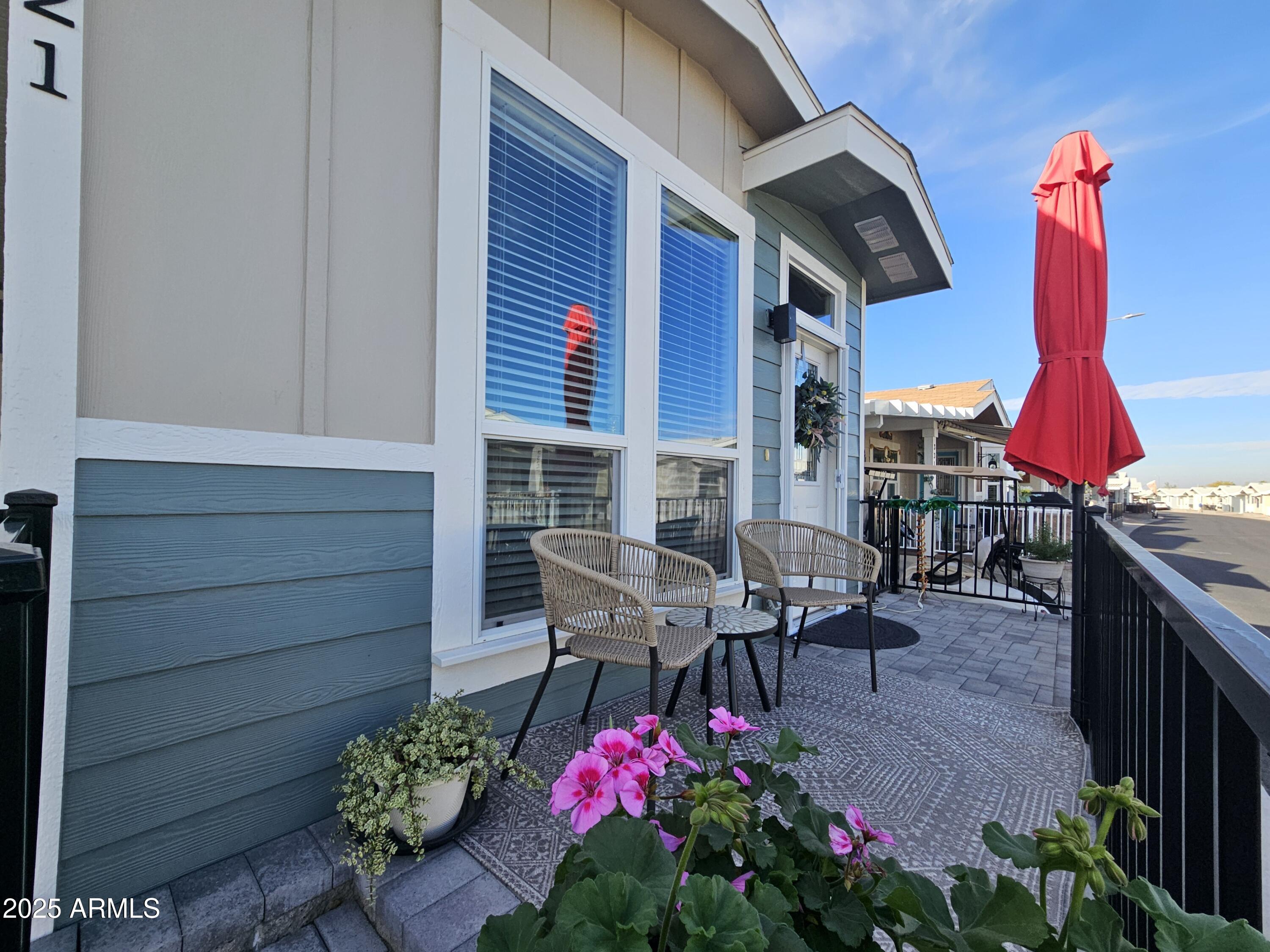 650 N Hawes Road 3321