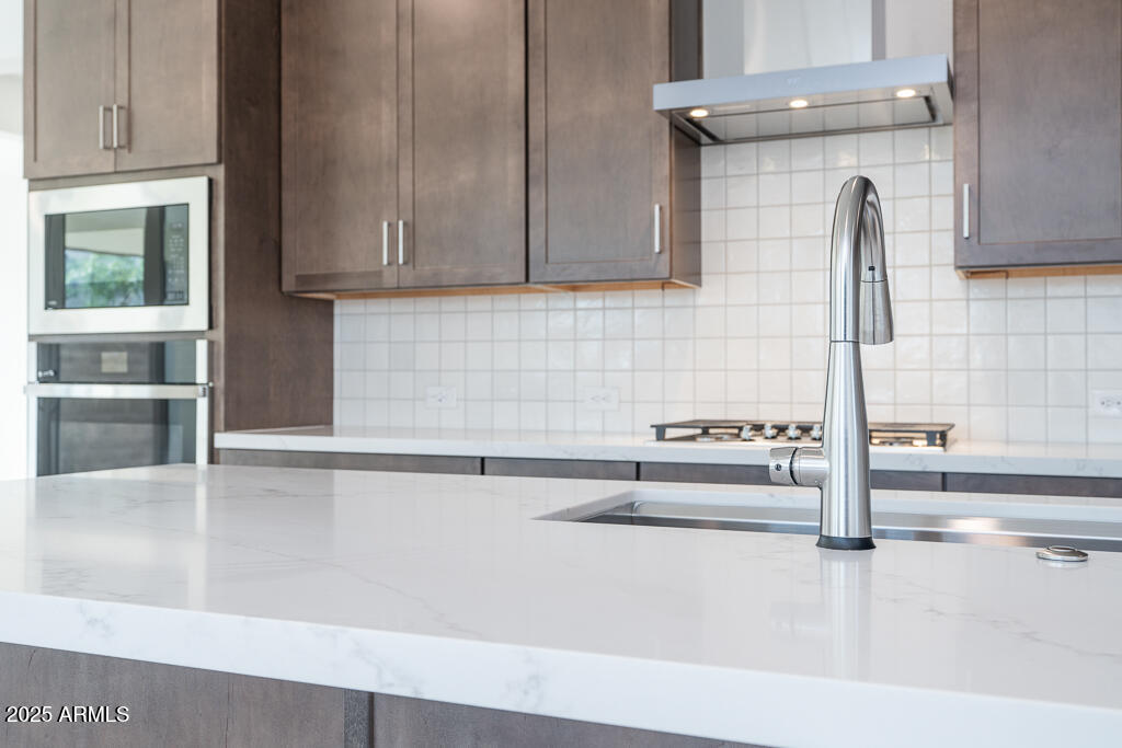 5927 S GRANITE Street