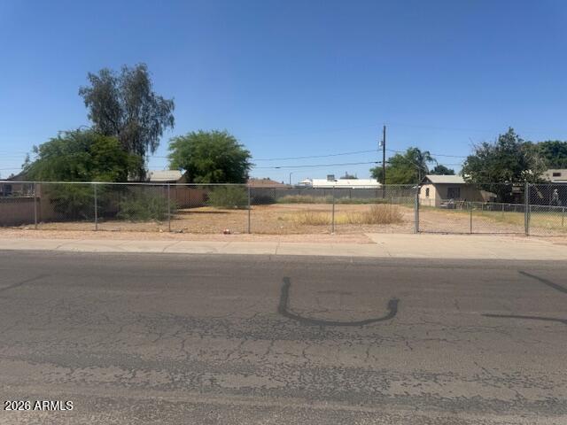 SOUTHGATE PARK - Land