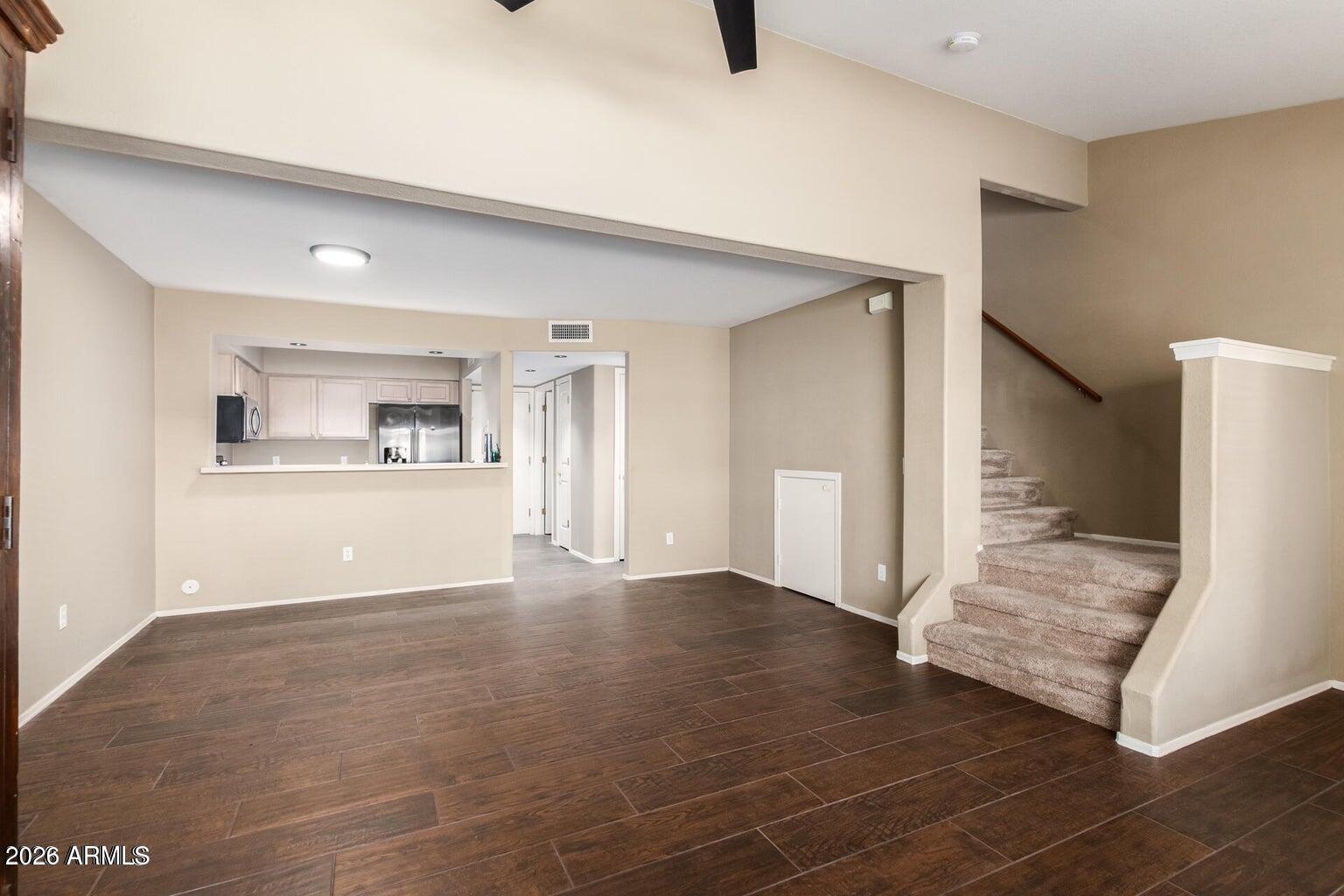 4805 E KACHINA Trail 8