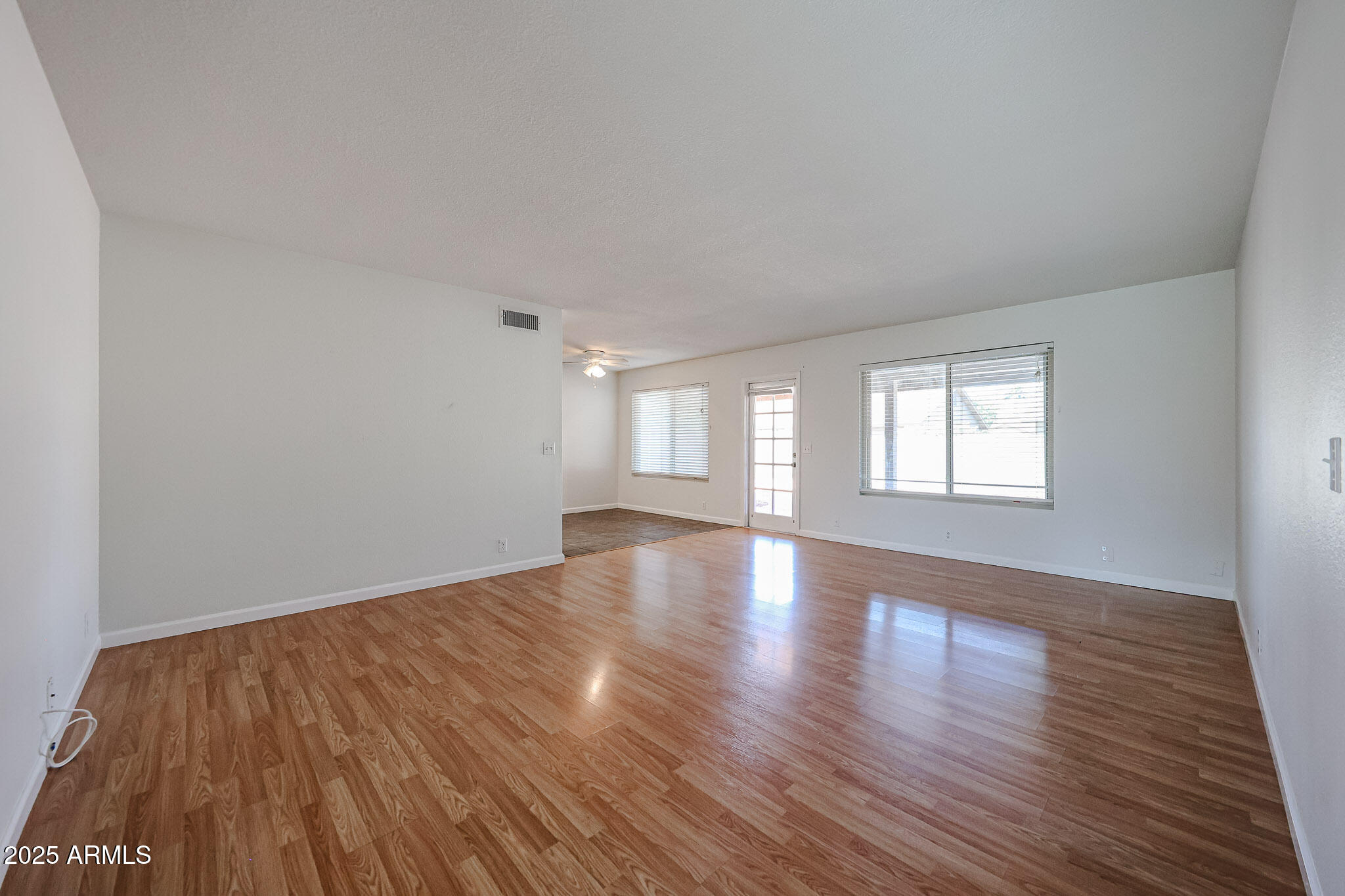 9832 W BEHREND Drive
