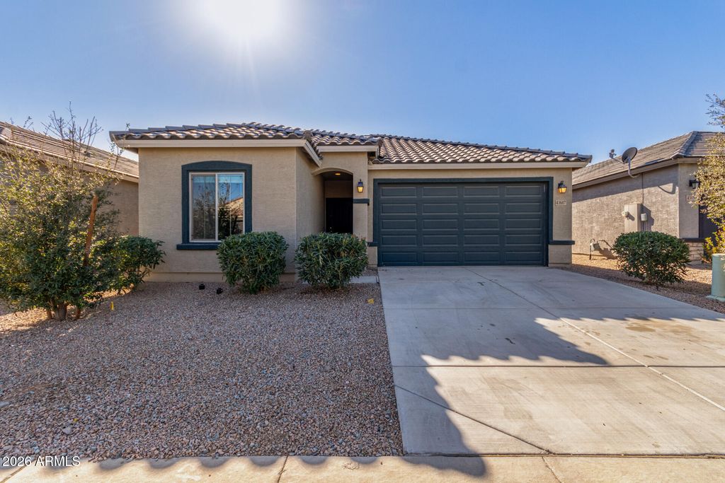 Photo of 43687 W Buckhorn Trail, Maricopa, AZ 85138 (MLS # 6986003)