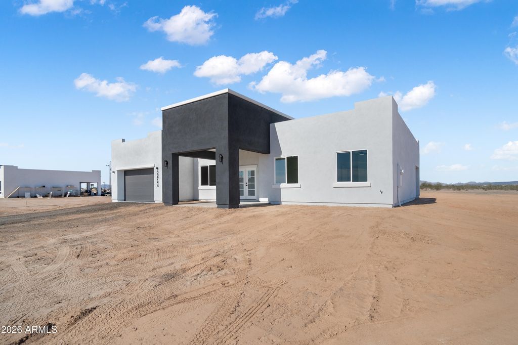 Photo of 32744 W Bellview Street, Tonopah, AZ 85354 (MLS # 6975008)