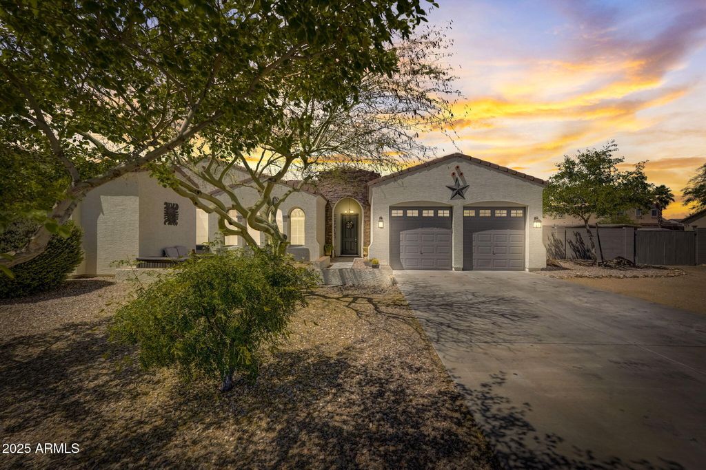Photo of 23202 W Durango Street, Buckeye, AZ 85326 (MLS # 6924934)