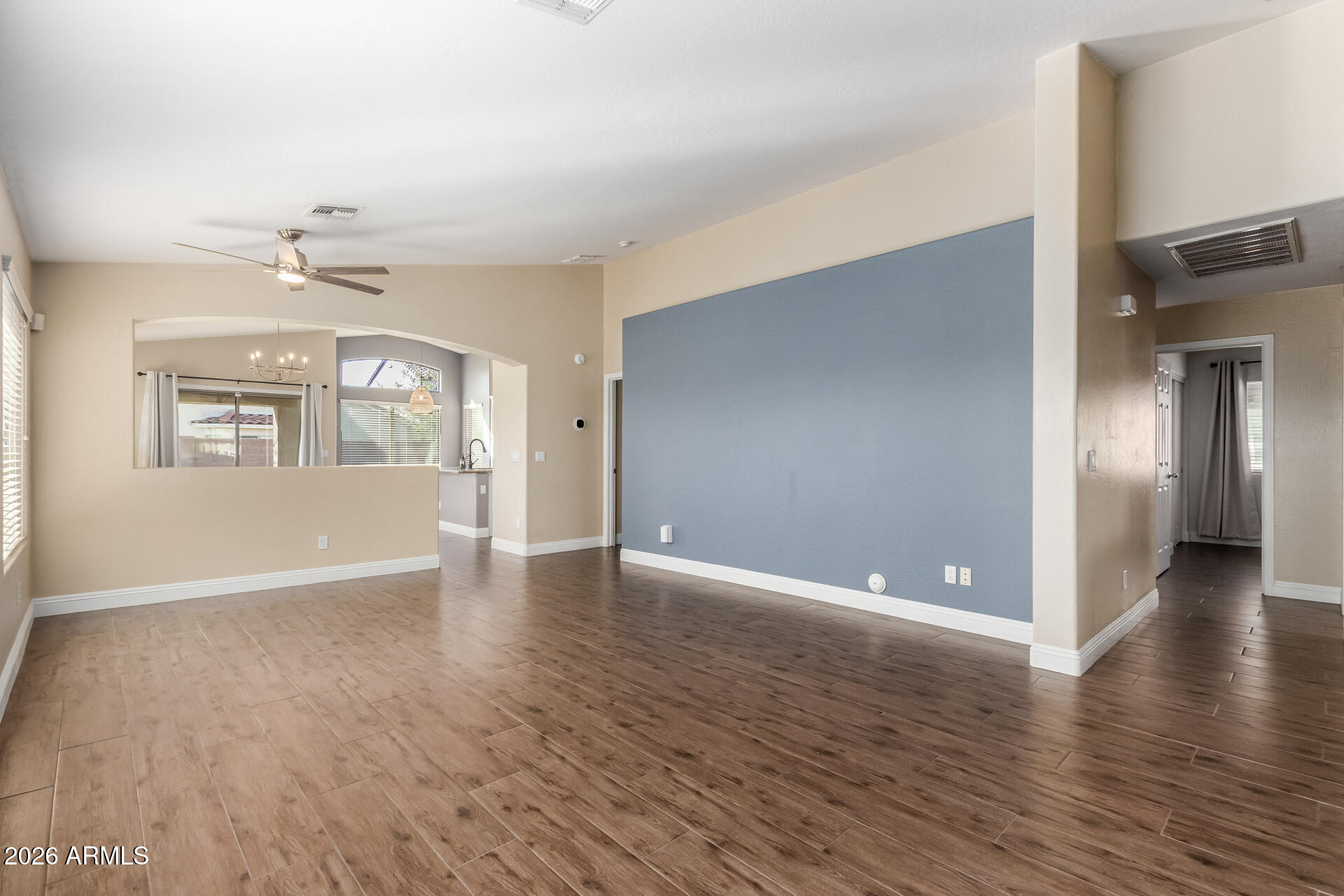 25835 W WHYMAN Street