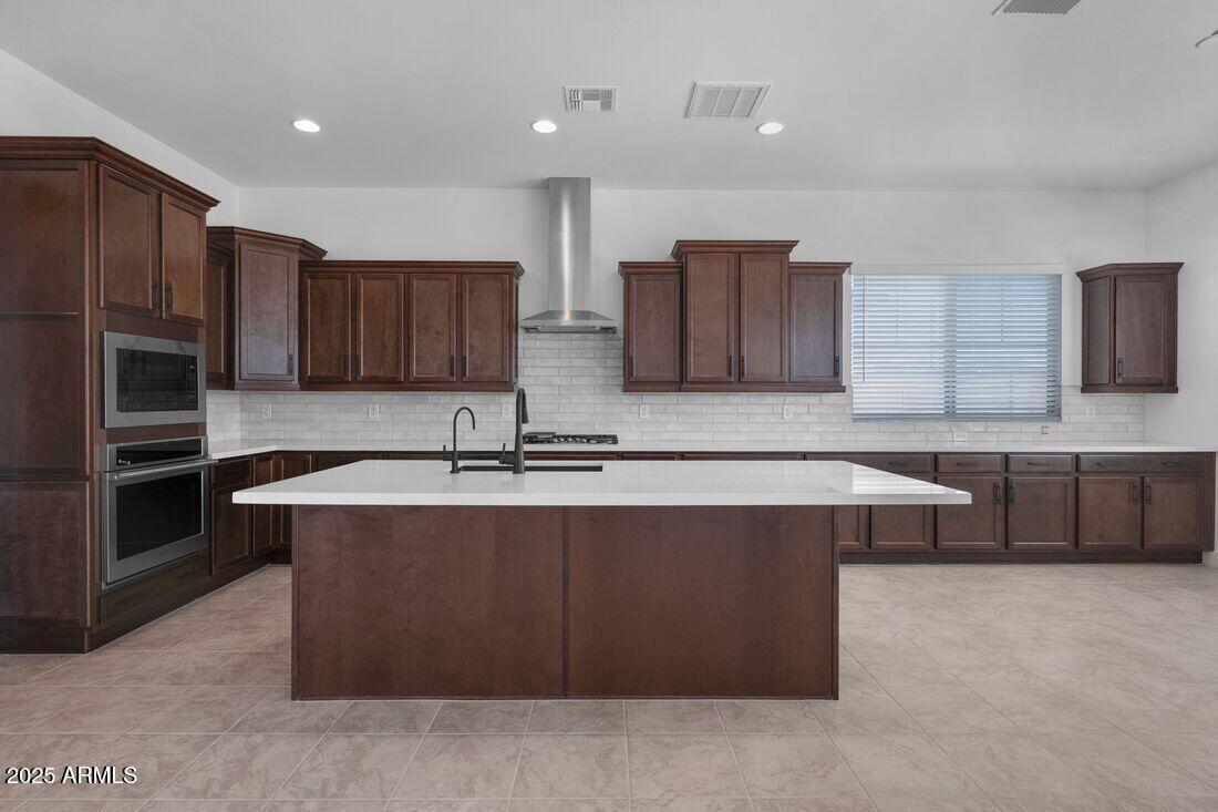 7645 W CRABAPPLE Drive