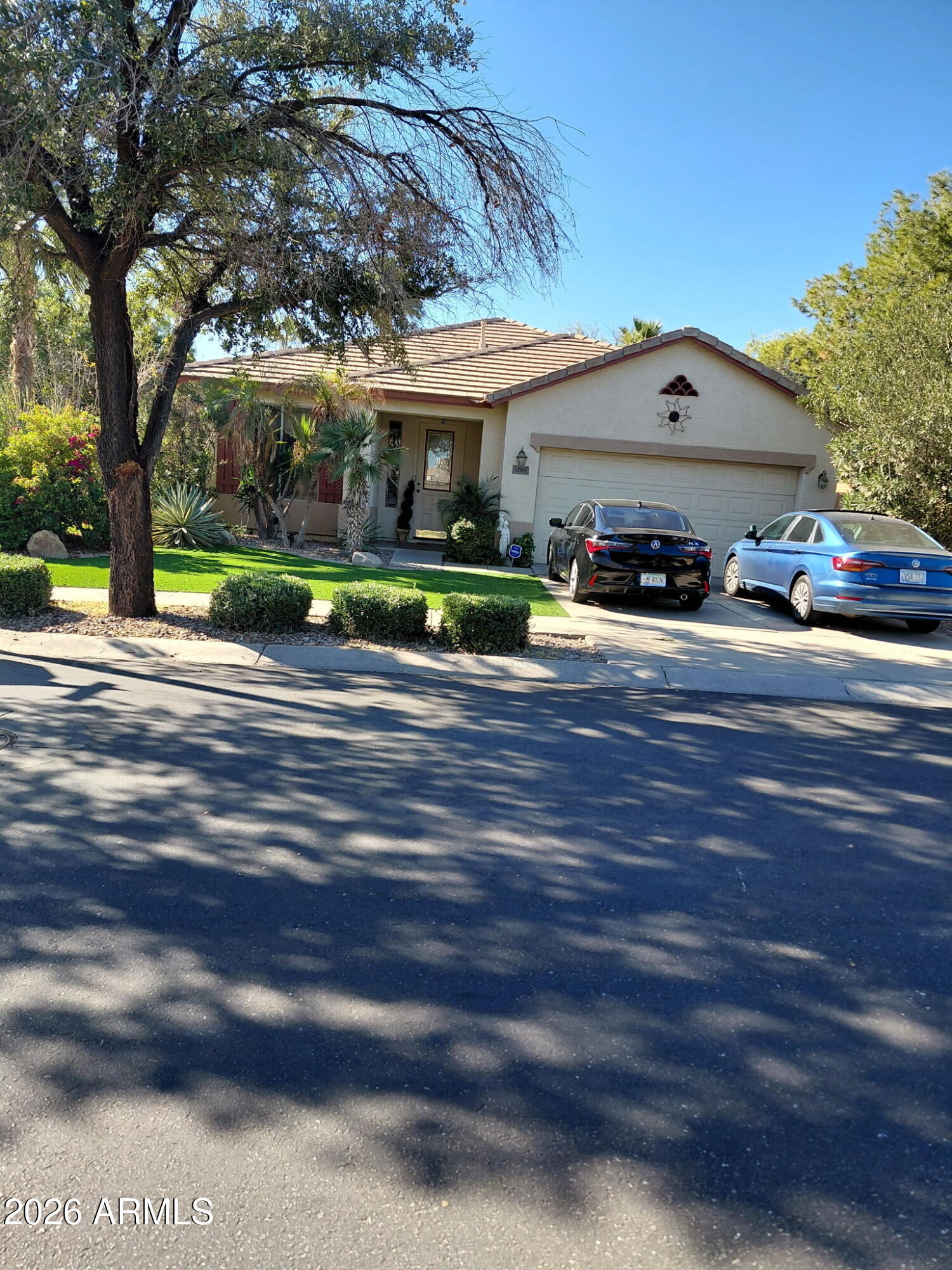 4210 S SPLENDOR Place