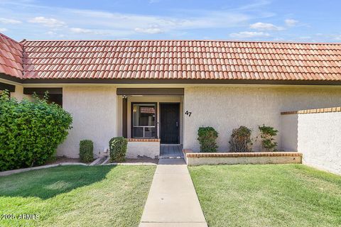 Photo of 25 N Cottonwood Street #47, Chandler, AZ 85225 (MLS # 6966927)