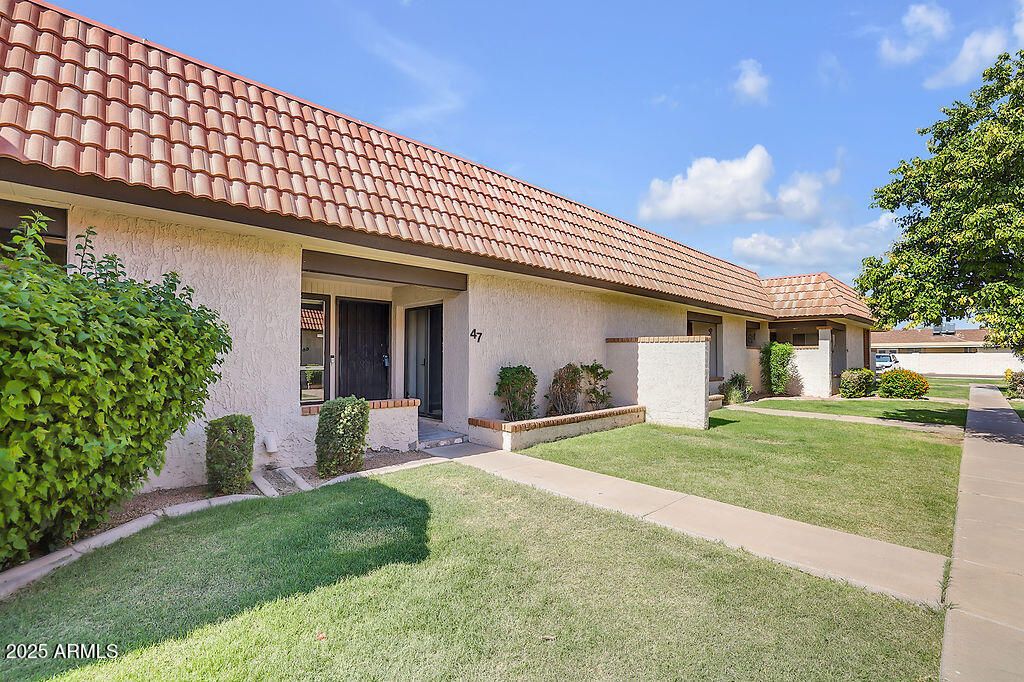 Photo of 25 N Cottonwood Street #47, Chandler, AZ 85225 (MLS # 6966927)