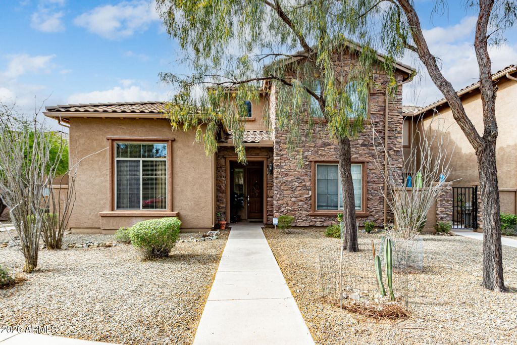 Photo of 28826 N 20th Lane, Phoenix, AZ 85085 (MLS # 6977013)