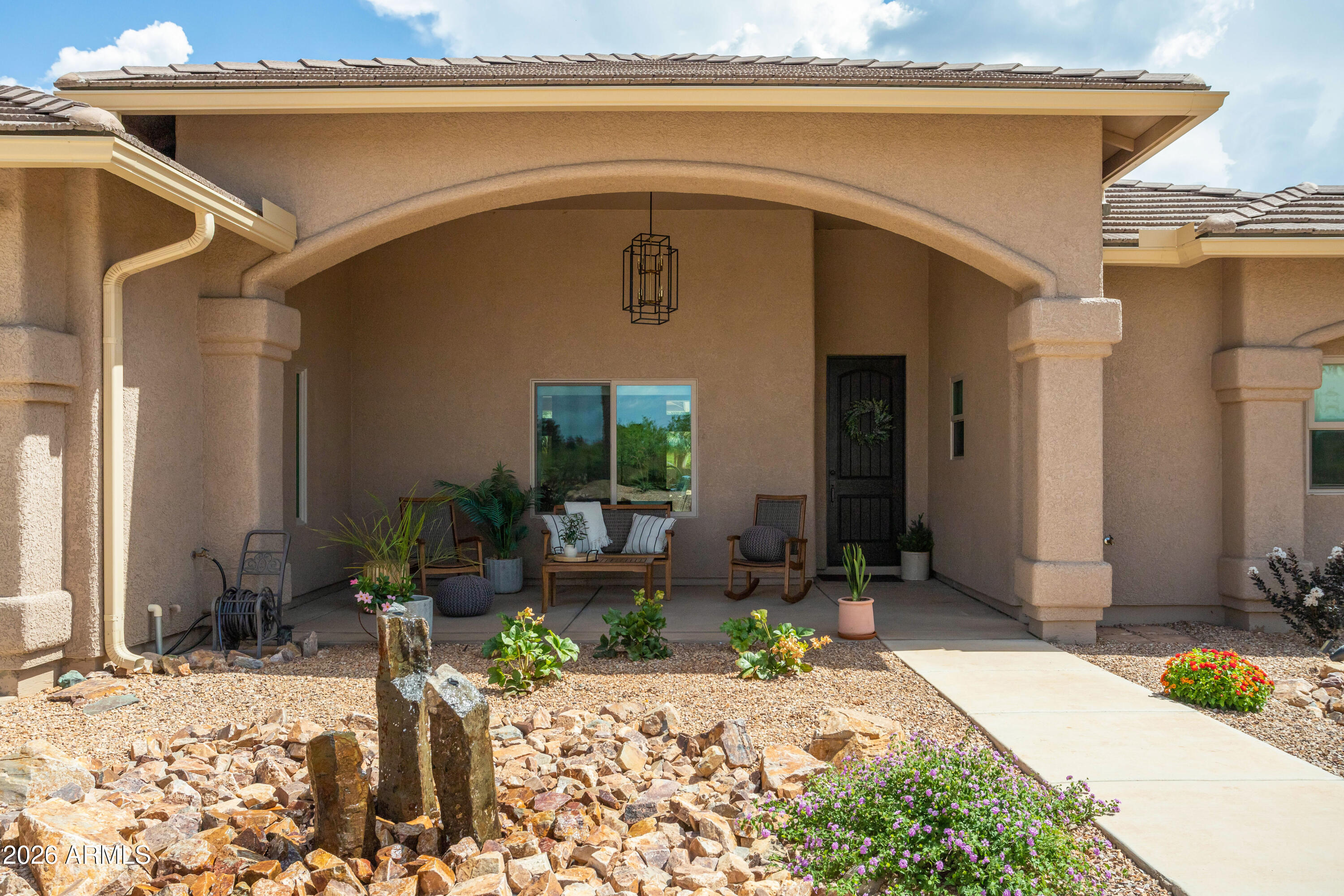 2494 E EMMA Lane