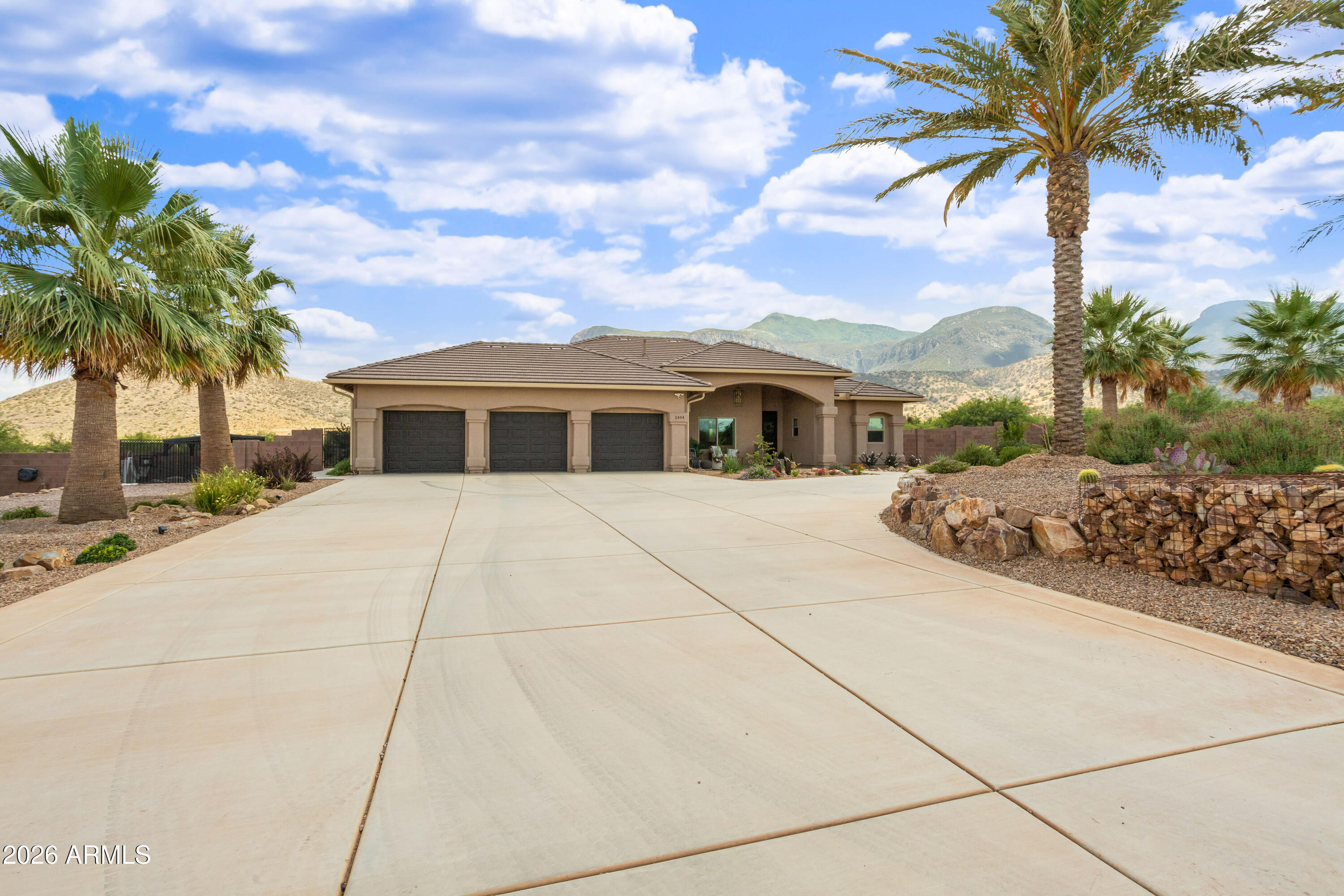 2494 E EMMA Lane