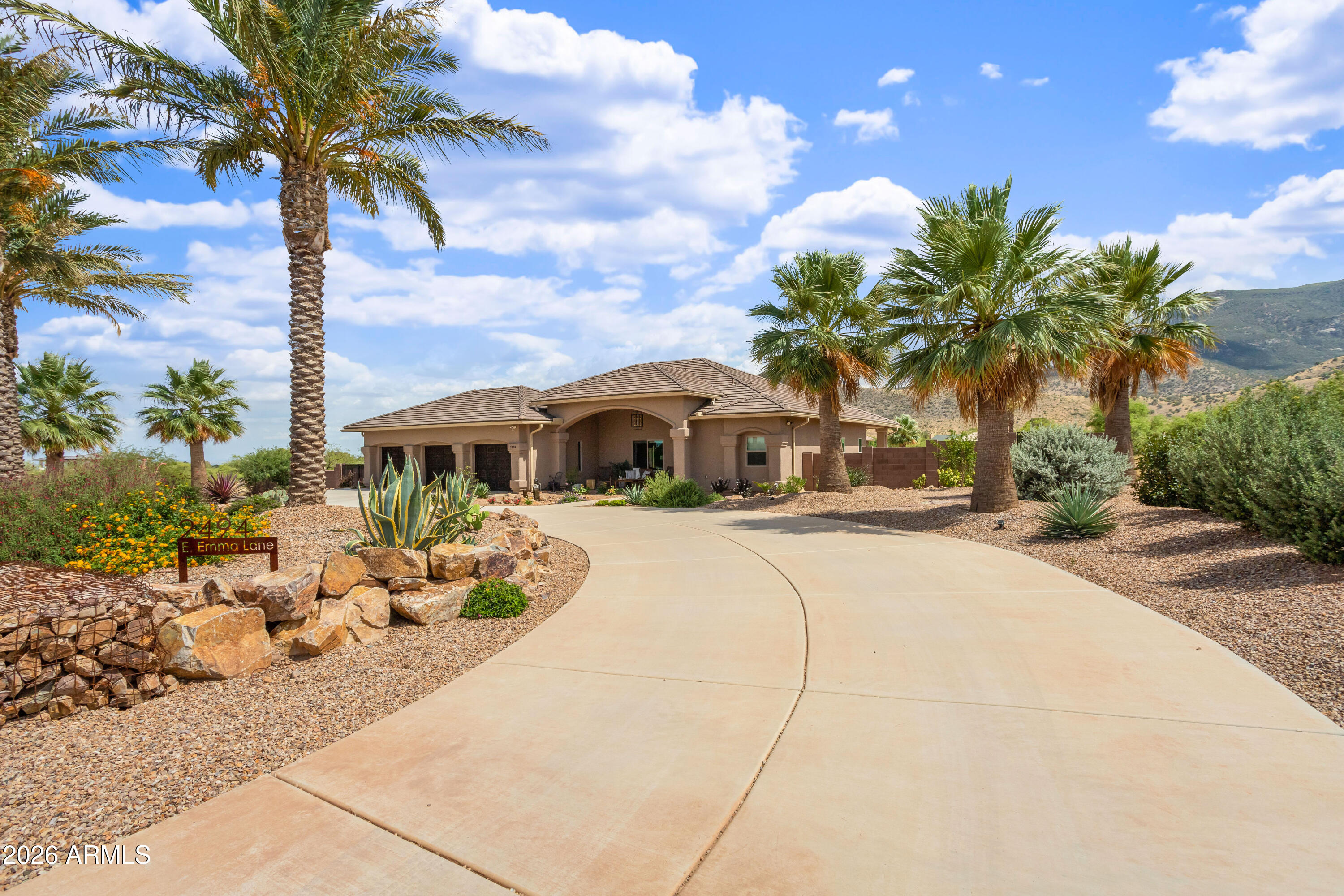 2494 E EMMA Lane
