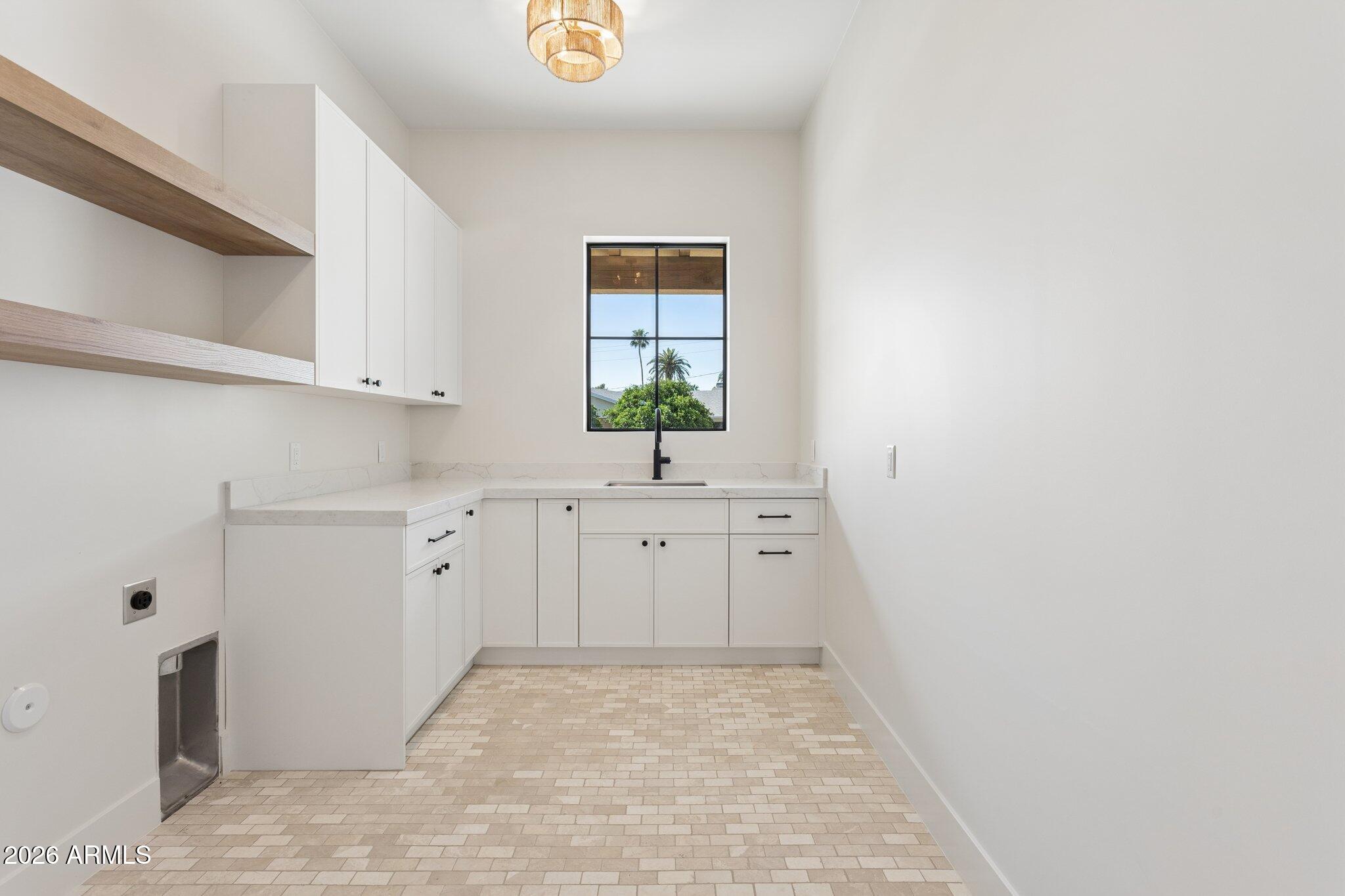 TANGERINE GROVES - Residential