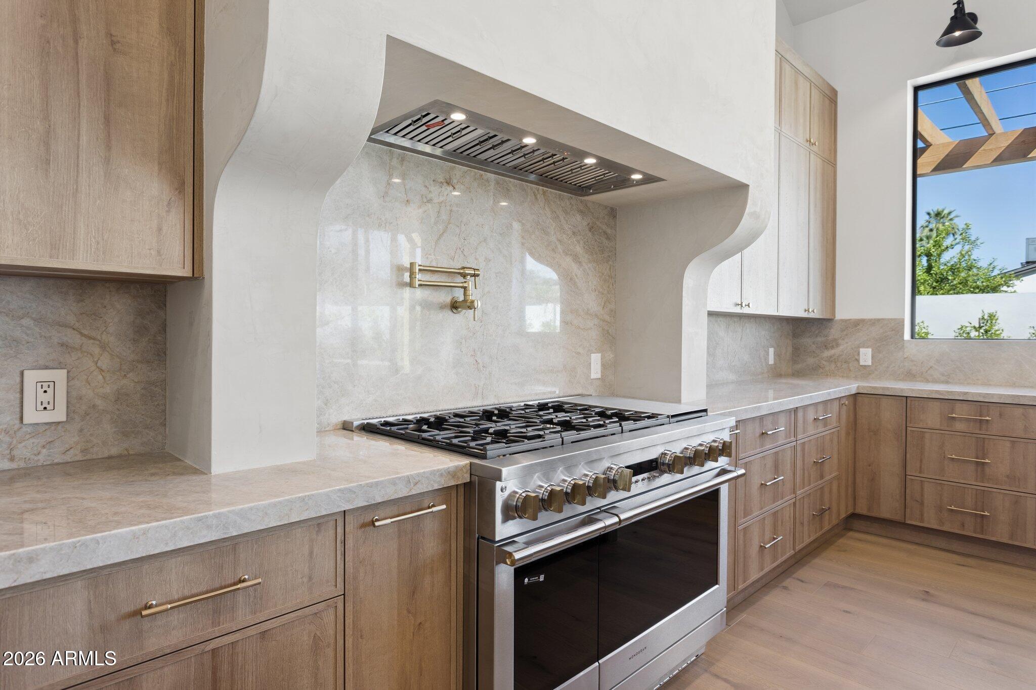 TANGERINE GROVES - Residential