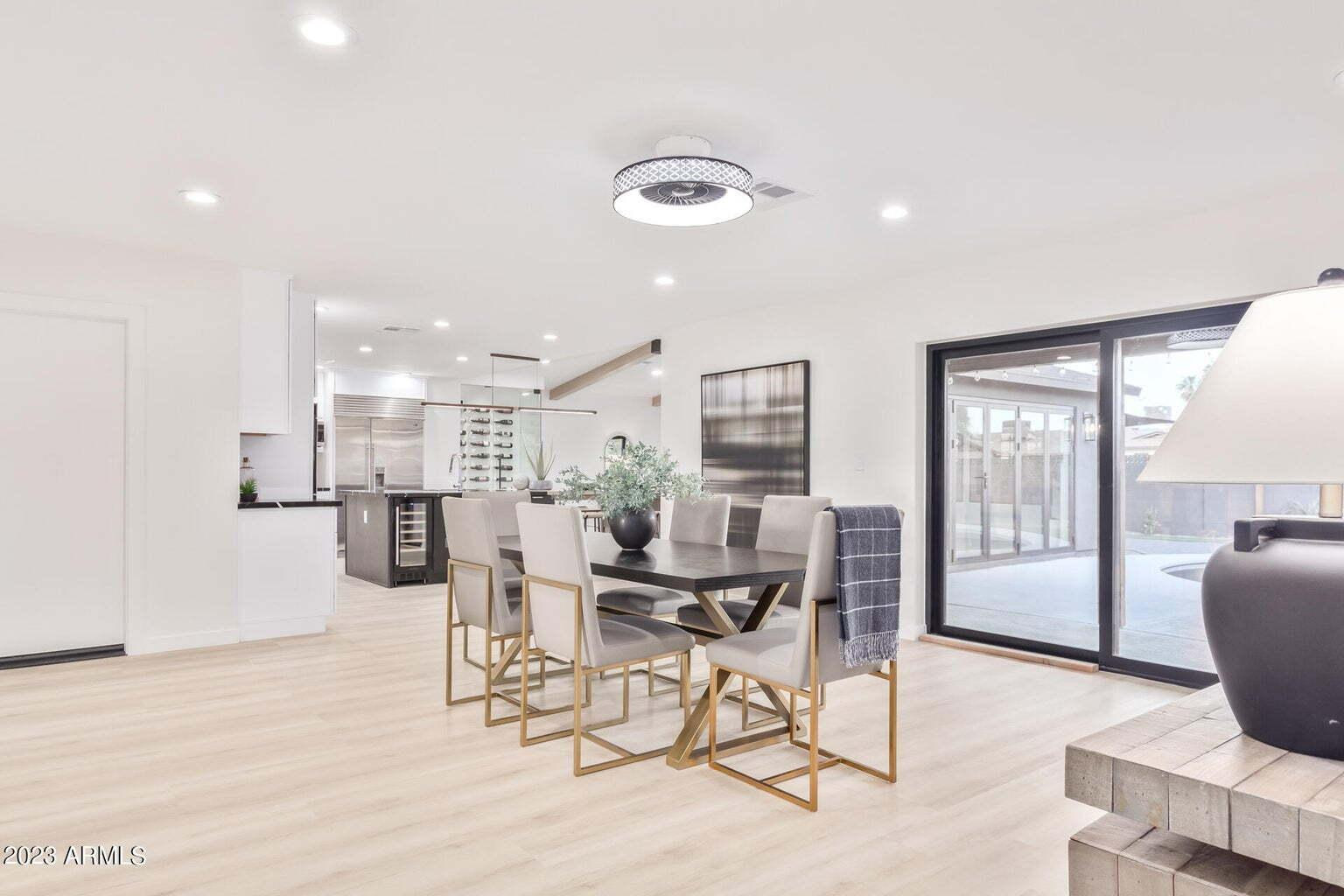 3005 N 81st Place