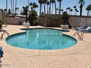Palm Shadows - Residential