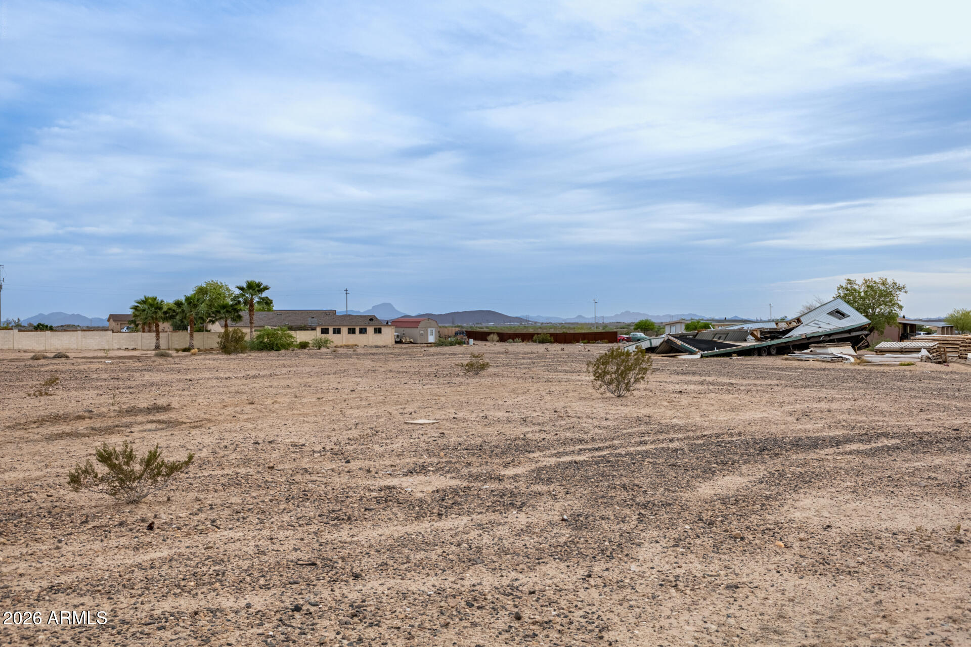 0 W SAINT ANNE Avenue ' '