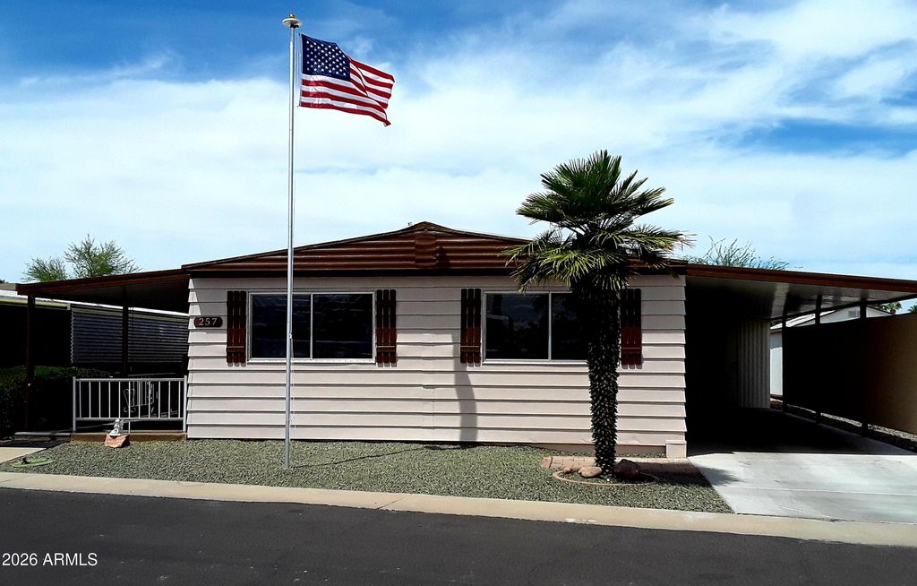 Photo of 10701 N 99th Ave, Avenue #257, Peoria, AZ 85345 (MLS # 7019159)