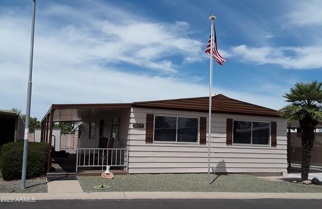 Photo of 10701 N 99th Ave, Avenue #257, Peoria, AZ 85345 (MLS # 7019159)