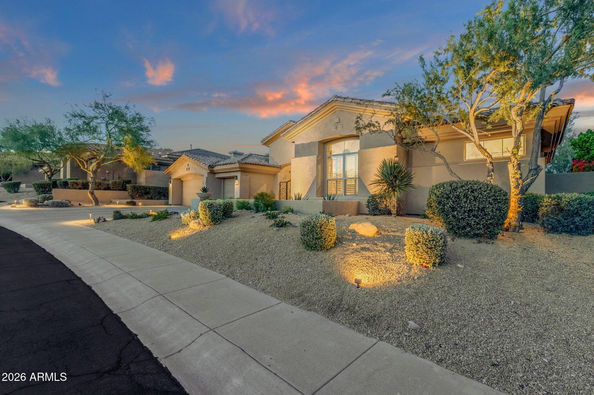 9251 N SUNSET Ridge