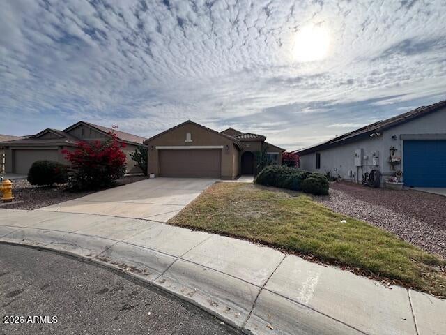 1223 W DESERT SEASONS Drive