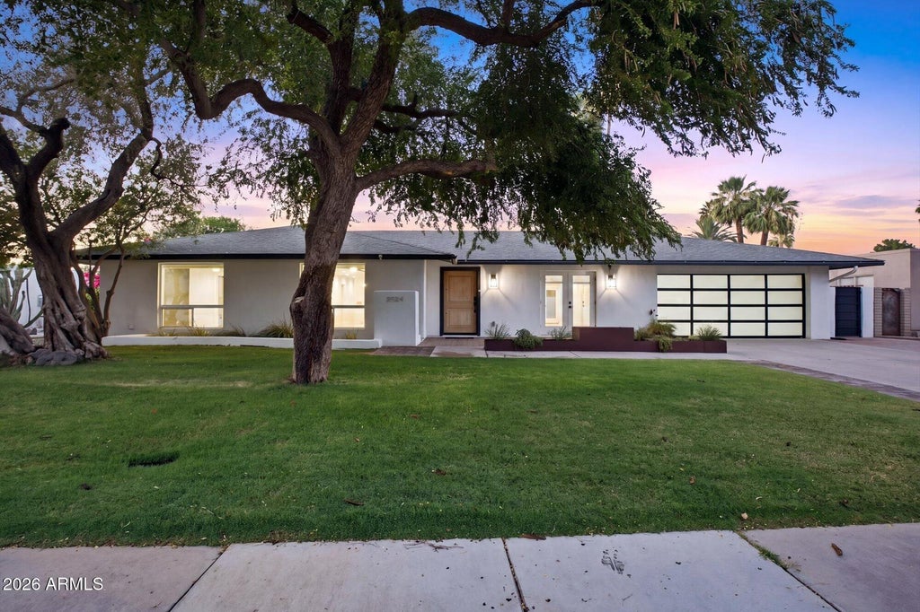 Photo of 8584 E Via De Dorado, Scottsdale, AZ 85258 (MLS # 7031357)